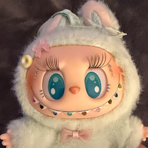 The Monsters Have a Seat Customized Labubu - Ququ - Picture 3 of 3